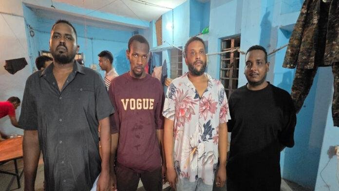 पुलिस और SSB की संयुक्त कार्रवाई, 5 सुडानी नागरिक गिरफ्तार