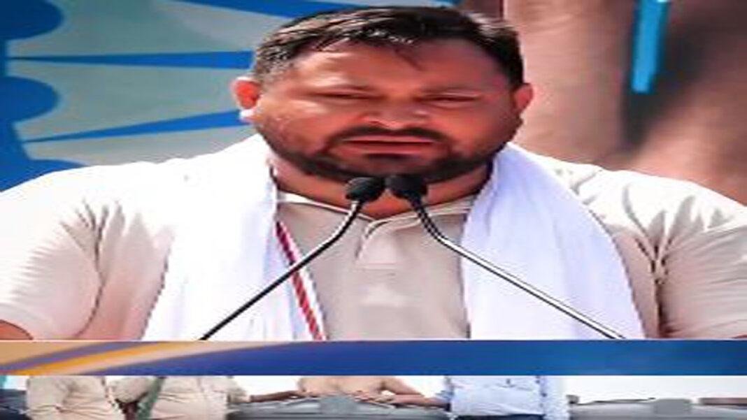 तेजस्वी का मोदी-नीतीश पर तंज, कहा- 8 करोड़ युवाओं के सवालों का जवाब दो