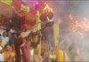Godda: बनारस की तर्ज पर बलबड्डा में दिखा गंगा आरती का अद्भुत नजारा, बनी आकर्षण का केंद्र Godda