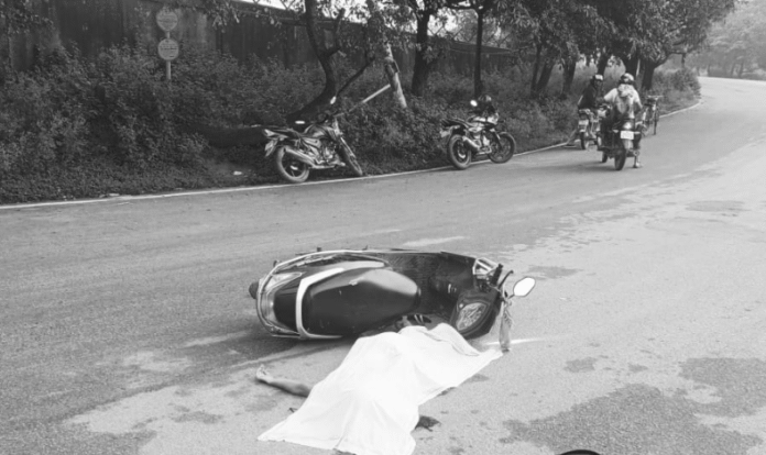 Ranchi Accident : मंदिर पहुंचने से पहले मिली मौत! दर्दनाक सड़क हादसे में युवती की गई जान...