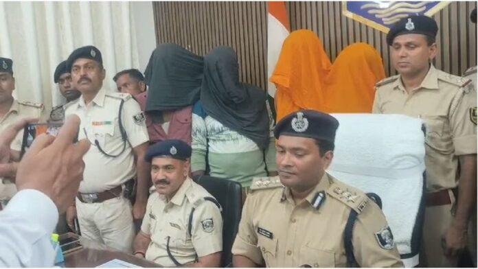 सारण पुलिस को मिली बड़ी सफलता, अमनौर लूटकांड का किया खुलासा, 4 अपराधी हथियार के साथ गिरफ्तार