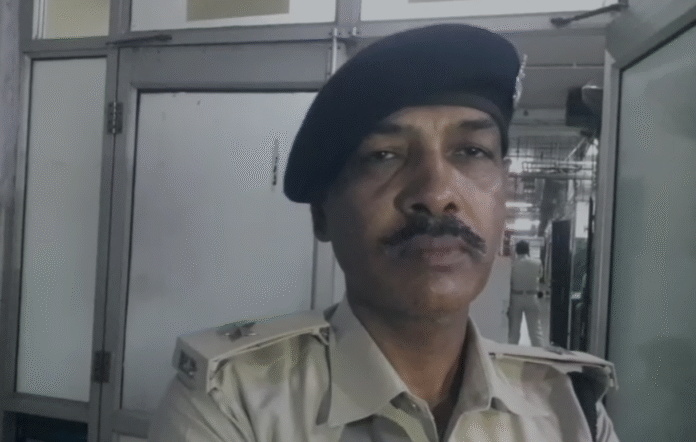 Patna : बेटी बनी अभिशाप! पेट्रोल छिड़ककर मां को लगाई आग, ससुरालवाले फरार...