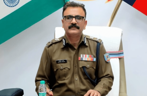 Ranchi : दुर्गा पूजा को लेकर झारखंड पुलिस अलर्ट, सभी पुलिसकर्मियों की छुट्टियां इतने दिनों तक रद्द...