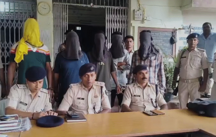 Siwan Crime : अलका ज्वेलर्स गोलीकांड का सनसनीखेज खुलासा, हथियार सहित 5 अपराधी गिरफ्तार, ये निकला मास्टरमाइंड...