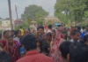 Giridih : झोलाछाप डॉक्टर का कांड! नर्सिंग होम में इलाज के दौरान युवक की मौत के बाद बिगड़े हालात...