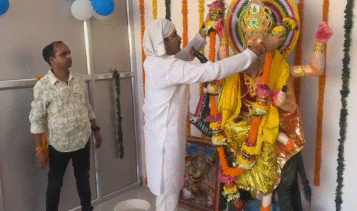 Bokaro : पुलिस लाइन में विश्वकर्मा पूजा का आयोजन, एसपी सहित कई पुलिसकर्मियों ने लिया हिस्सा