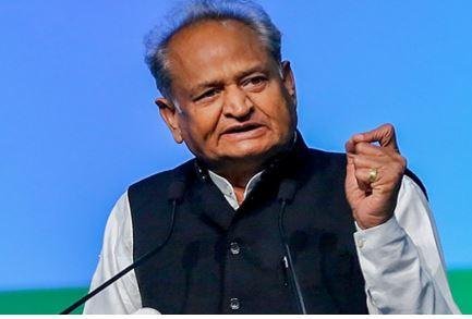 राजनीतिक हलचल: अशोक गहलोत कल पहुंचेंगे पटना, तेजस्वी यादव से मुलाकात कर करेंगे Damage Control