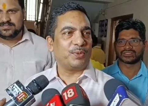  Hemant Soren और RJD Alliance पर भानु प्रताप शाही का हमला: झारखंड के साथ अन्याय 