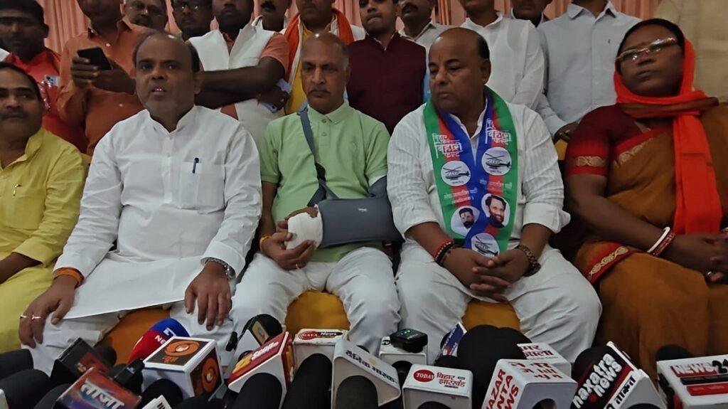 एनडीए नेताओं ने हम प्रत्याशी अनिल कुमार पर हुए हमले की निंदा की, बोले- हत्या की थी साजिश 3 22Scope News एनडीए नेताओं ने हम प्रत्याशी अनिल कुमार पर हुए हमले की निंदा की, बोले - हत्या की थी साजिश