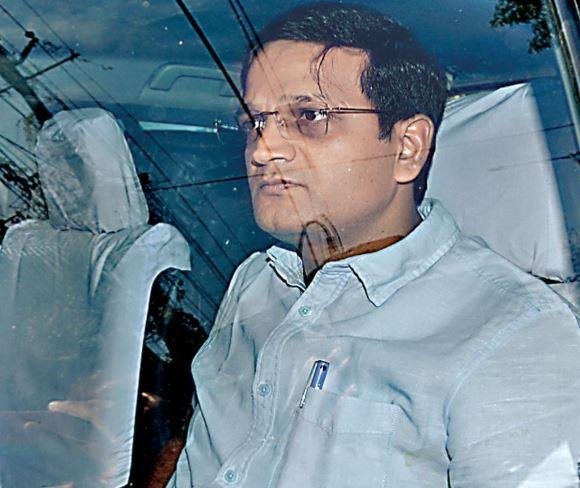 Ranchi Land Scam Case: पूर्व DC Chhavi Ranjan को Supreme Court से मिली Bail, ED ने किया था गिरफ्तार