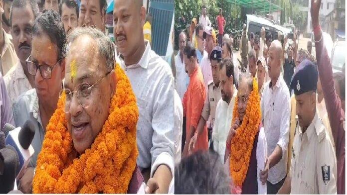 बांका विधानसभा सीट से भाजपा के रामनारायण मंडल ने भरा पर्चा, समर्थकों में दिखा जोश