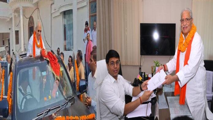BJP में बगावत, रश्मि वर्मा के बाद प्रकाश राय निर्दलीय लड़ेंगे चुनाव, भरा पर्चा