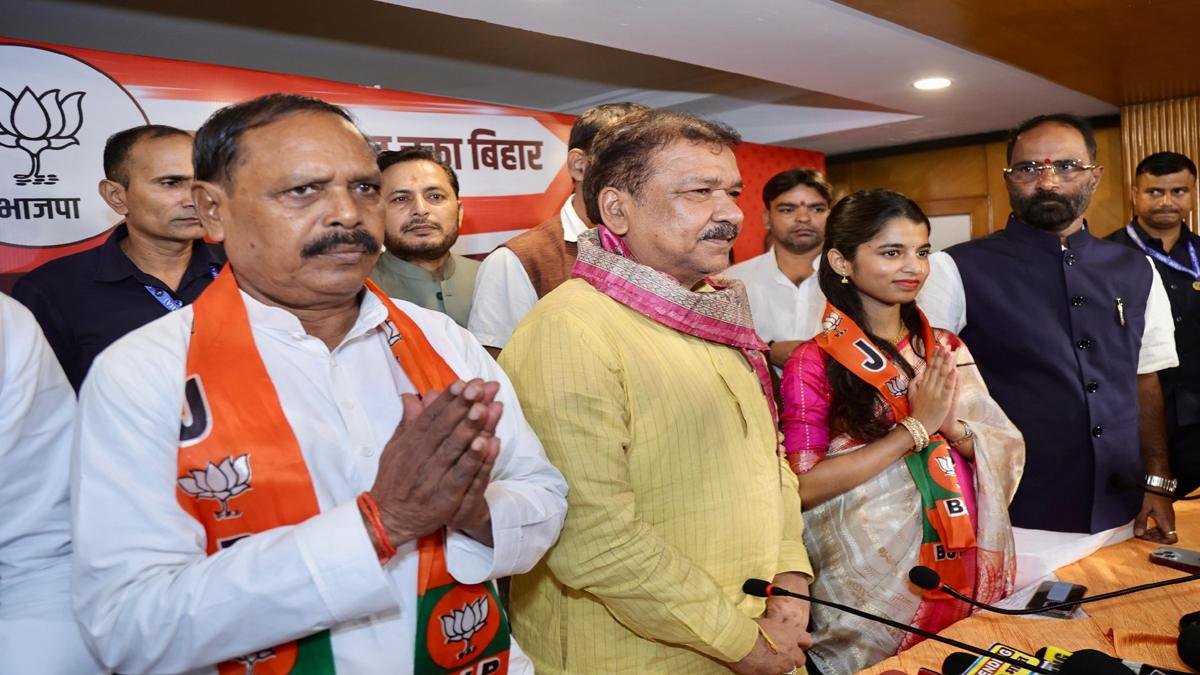 Maithli Thakur BJP 3 22Scope News