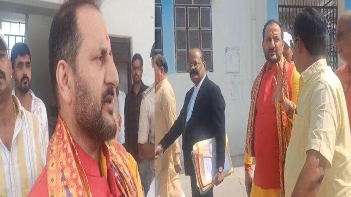 BJP प्रत्याशी व मंत्री नीरज कुमार बबलू ने छातापुर से किया नॉमिनेशन