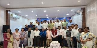 आंखों की सुरक्षा पर विशेषज्ञों की सलाह, आंख में आए पानी तो न करें नजरअंदाज