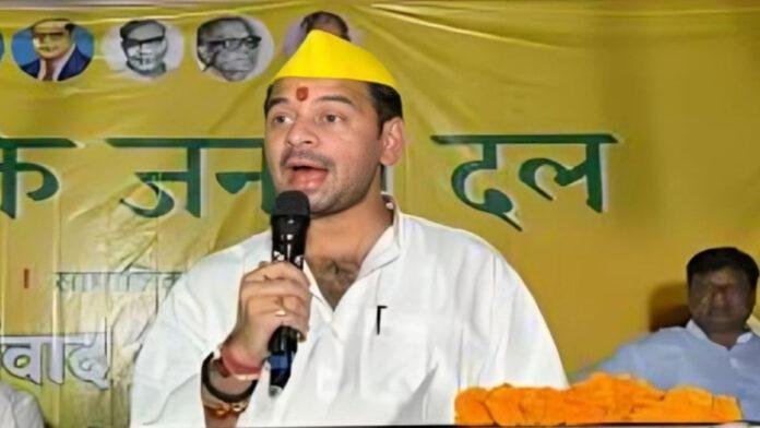 जय श्रीराम का नारा सुनकर भड़क गए तेज प्रताप, कहा- जय सियाराम