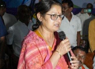 थैलेसीमिया ग्रस्त बच्चों को HIV संक्रमित खून चढ़ाने मामले पर केंद्रीय मंत्री अन्नपूर्णा देवी का आक्रोश: कहा — “यह गलती नहीं, पूरे स्वास्थ्य तंत्र की विफलता है” थैलेसीमिया ग्रस्त बच्चों को HIV संक्रमित खून चढ़ाने मामले पर केंद्रीय मंत्री अन्नपूर्णा देवी का आक्रोश: कहा — “यह गलती नहीं, पूरे स्वास्थ्य तंत्र की विफलता है”