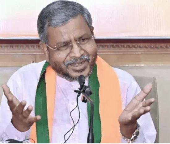 अवैध पत्थर उत्खनन पर सियासी तूफान: बाबूलाल मरांडी ने मुख्यमंत्री को लिखा पत्र, साहेबगंज में 200 करोड़ की राजस्व क्षति का लगाया आरोप