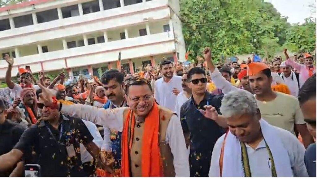 उत्तराखंड सीएम धामी और मंत्री संतोष सुमन पहुंचे मोतिहारी, एनडीए प्रत्याशी की सभा को किया संबोधित 4 22Scope News cmd 22Scope News