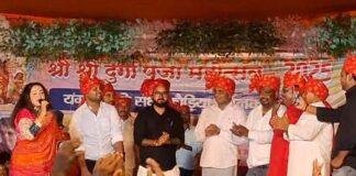 Palamu: महाष्टमी पूजा में उमड़ा आस्था का सैलाब, मेदिनीनगर में यंग जागृति संघ ने किया भक्ति जागरण का आयोजन