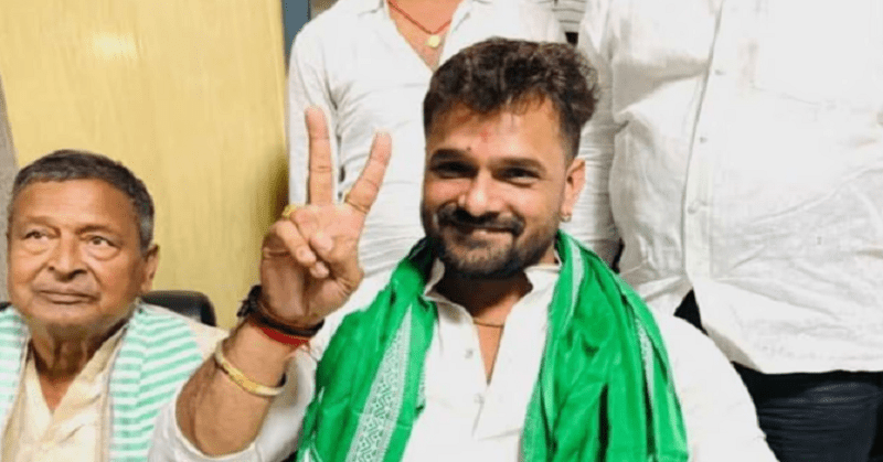 छपरा राजद समर्थकों ने खेसारी को दूध से नहलाया, सिक्कों से तौल कर किया स्वागत, बोले - ये नाचने वाला देगा भाजपा को पटखनी 4 22Scope News khe 22Scope News