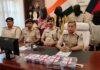 Lohardaga: हथियारों के साथ चार अपराधी गिरफ्तार, चोरी का सामान बरामद Lohardaga: हथियारों के साथ चार अपराधी गिरफ्तार, चोरी का सामान बरामद