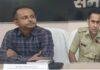 विधानसभा चुनाव को लेकर DM व SP ने किया प्रेसवार्ता, बोले निष्पक्ष व शांतिपूर्ण मतदान के लिए तैयारियां पूरी  विधानसभा चुनाव को लेकर DM व SP ने किया प्रेसवार्ता, बोले निष्पक्ष व शांतिपूर्ण मतदान के लिए तैयारियां पूरी
