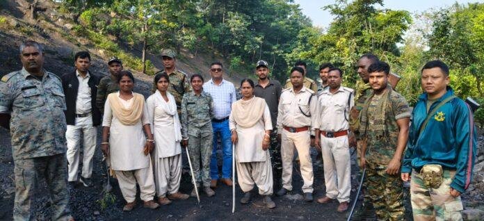 CCL सुरक्षा दल और पुलिस की संयुक्त कार्रवाई: सिरका कोलयरी क्षेत्र से अवैध कोयला लोड करते तीन बाइकें जब्त