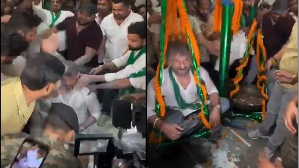 छपरा राजद समर्थकों ने खेसारी को दूध से नहलाया, सिक्कों से तौल कर किया स्वागत, बोले - ये नाचने वाला देगा भाजपा को पटखनी 3 22Scope News qwwee 22Scope News
