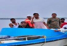 खरना के दिन सोन नदी में डूबे तीन युवक का शव बरामद, इलाके में मातम खरना के दिन सोन नदी में डूबे तीन युवक का शव बरामद, इलाके में मातम