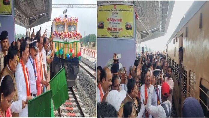 त्रिवेणीगंज रेलवे स्टेशन से ट्रेन परिचालन की शुरुआत , सांसद दिलेश्वर कामत ने ट्रेन को हरी झंडी दिखाकर किया रवाना