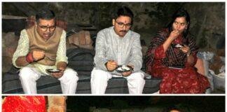 छठव्रती के घर अचानक पहुंचे डीसी-एसपी-एसडीओ, खाया खरना प्रसाद और छठव्रती को किया नमन, ग्रामीण हुए भावुक छठव्रती के घर अचानक पहुंचे डीसी-एसपी-एसडीओ, खाया खरना प्रसाद और छठव्रती को किया नमन, ग्रामीण हुए भावुक
