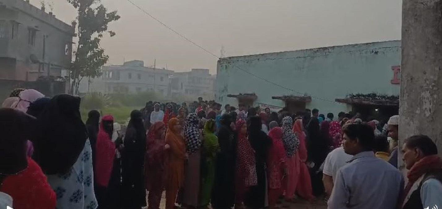 कड़ी सुरक्षा के बीच 20 जिलों में शुरू हुआ दूसरे चरण का मतदान, मतदान को उमड़ने लगी भीड़ 5 22Scope News AQW 1 22Scope News