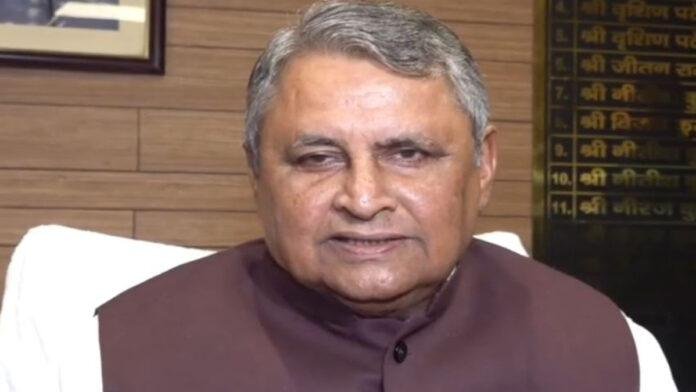 मंत्री विजय चौधरी ने संभाला कार्यभार, सूचना व जनसंपर्क की कमान संभालते ही बदली विभाग की कार्यशैली