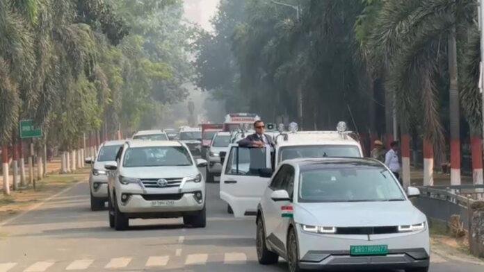 Breaking : कैबिनेट की मीटिंग खत्म, राजभवन पहुंचे नीतीश, 19 देंगे इस्तीफा