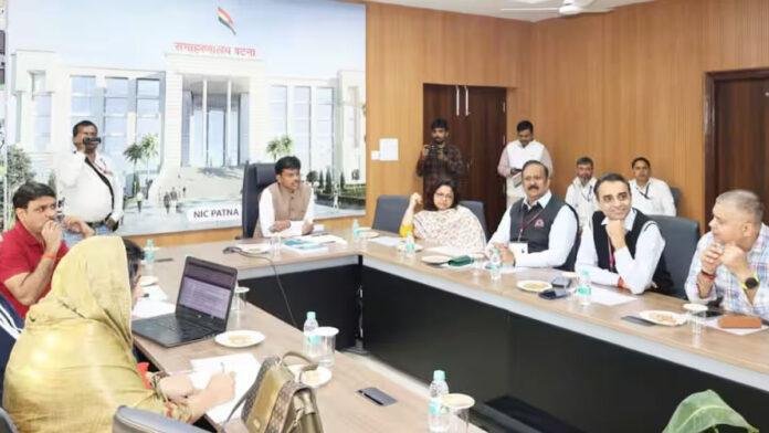 Patna DM बिहार विधानसभा चुनाव : पटना में मतगणना को लेकर DM ने अधिकारियों के साथ की बैठक, दिए निर्देश