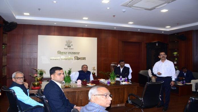 विजय कुमार चौधरी ने की विभागीय कार्यों की समीक्षा, कार्यों का किया निपटारा