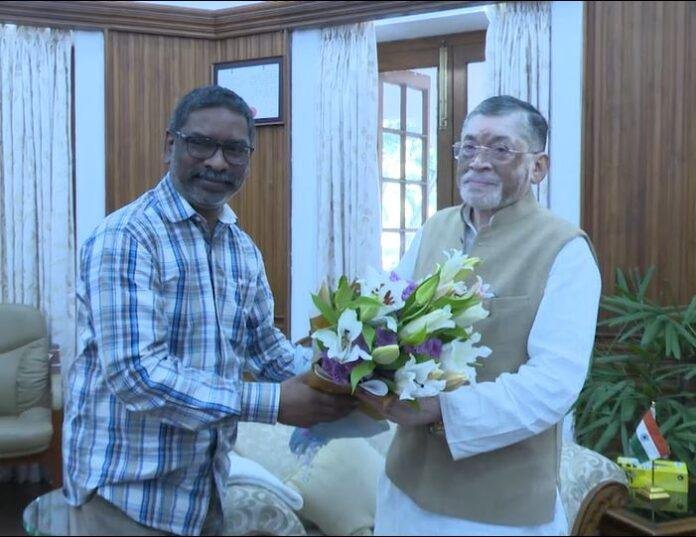 झारखंड स्थापना दिवस 2025: राज्यपाल होंगे मुख्य अतिथि, मुख्यमंत्री हेमंत सोरेन ने की मुलाकात