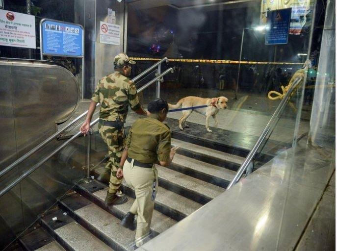 Delhi Blast Alert: लाल किला मेट्रो स्टेशन अगले आदेश तक बंद, बाकी रूट्स पर सेवा सामान्य