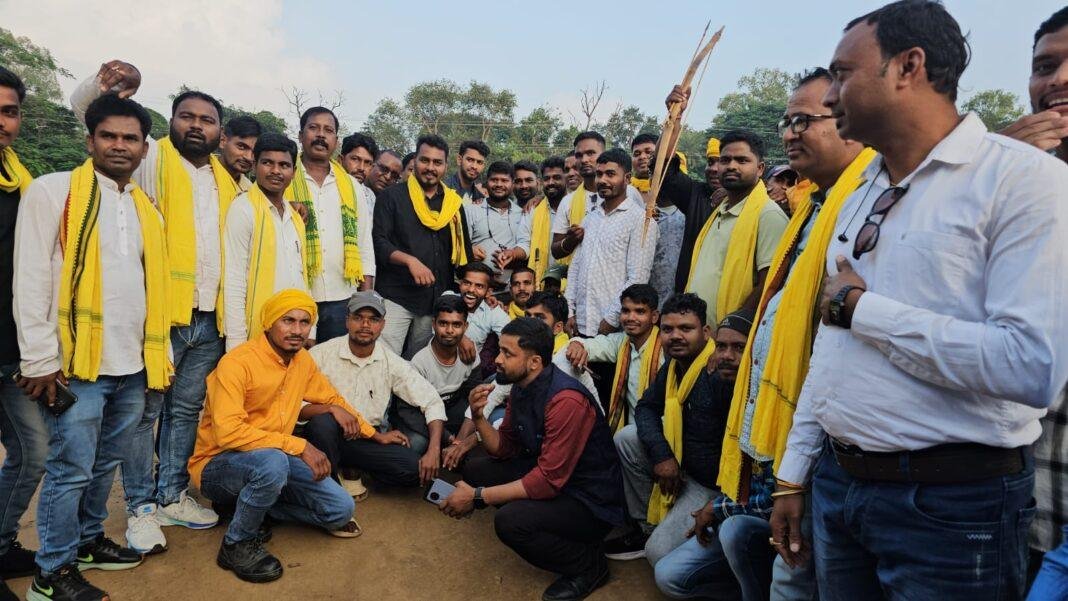 Hazaribagh: कुड़मी समाज का महा जुटान- ST सूची में शामिल किए जाने की फिर उठी मांग