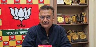 EVM पर सवाल उठाना जनता को गुमराह करने की कोशिश- सांसद मनीष जायसवाल EVM पर सवाल उठाना जनता को गुमराह करने की कोशिश- सांसद मनीष जायसवाल