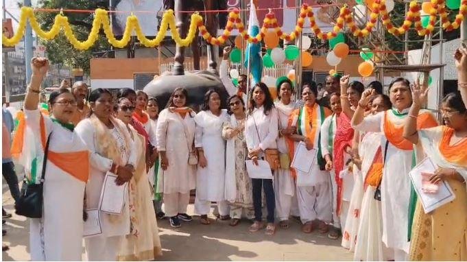 'वंदे मातरम' के 150 वर्ष पूरे होने पर देवघर में गूंजा देशभक्ति का स्वर, भाजपा ने किया आयोजन