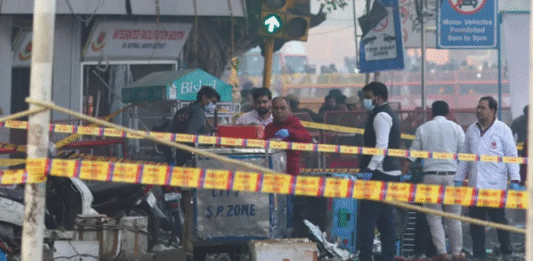 Delhi Blast: आतंकी डॉ. उमर मोहम्मद था एक शू बॉम्बर