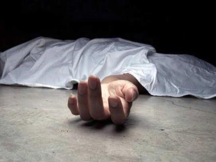 दुमका में हत्या Family Tragic Death: पत्नी और दो बच्चों की हत्या के बाद पति ने की आत्महत्या, जांच में जुटी पुलिस