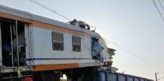 पैसेंजर ट्रेन मालगाड़ी से टकराई