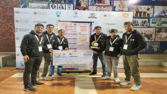 गवर्नमेंट इंजीनियरिंग कॉलेज कुमारबाग बना चैपियन, SIH–2025 में 500 से अधिक टीमों को पछाड़ते हुए देशभर में हासिल किया प्रथम स्थान 