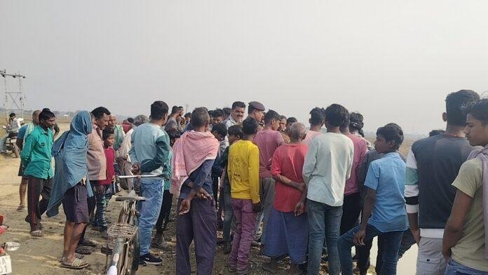 तेतरी बांध में मिला 40 वर्षीय युवक का शव, अमरपुर में सनसनी, परिजनों का रो-रोकर बुरा हाल