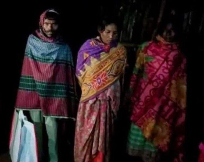 Chaibasa Health System Failure:एम्बुलेंस नहीं मिली, बच्चे का शव बस से ले जाया गया