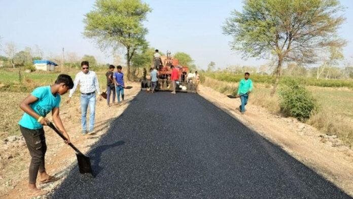 सड़कें हुईं 'चकाचक', तो बदल गई गांव की तस्वीर, कैसे चमक उठा ग्रामीण बिहार, जानिए...
