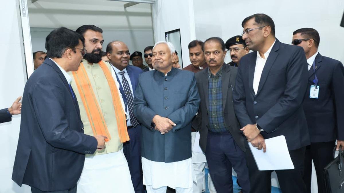 मुख्यमंत्री ने भारत प्लस एथनॉल प्राइवेट लिमिटेड के परिसर का किया निरीक्षण | 22Scope News CM Buxar 8 22Scope News